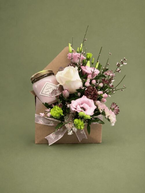 scented-note-flowers-candle
